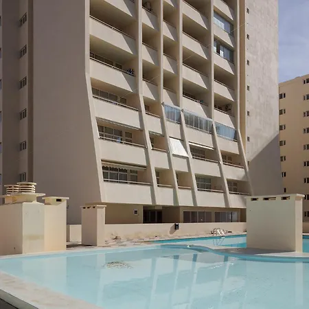 Apartment A 50 Metros Da Com Piscina E Estacionamento Portimao