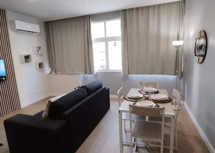 A 50 Metros Da Com Piscina E Estacionamento Apartmán